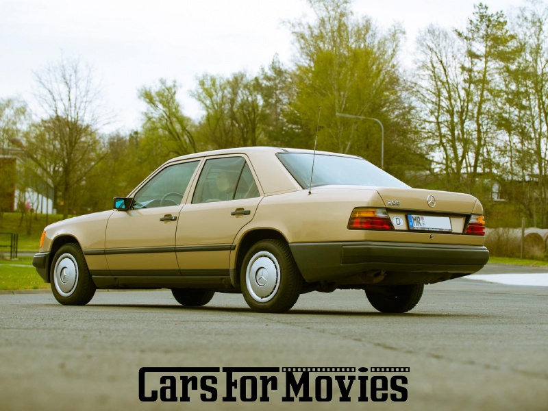 CarsForMovies | Mercedes Benz 200 W124 1986 Deutschland Gold Beige Zivilfahrzeug Limousine Hessen 6384 
